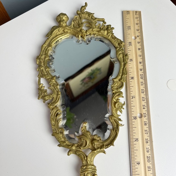 Antique Brass Vanity Mirror with Cover - Picture 10 of 16